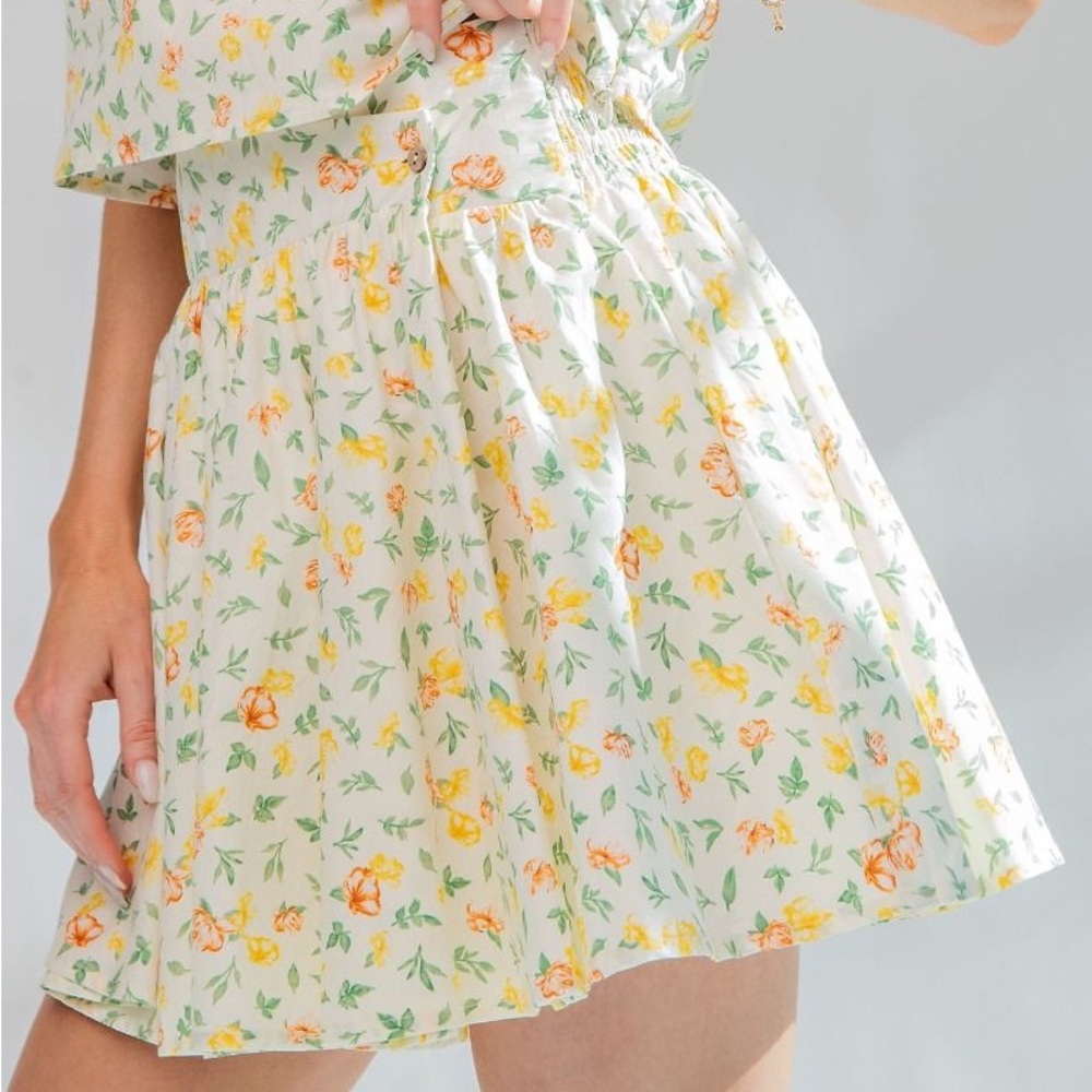 NWT EASEL Bohemian Yellow Floral Mini Skirt S M L